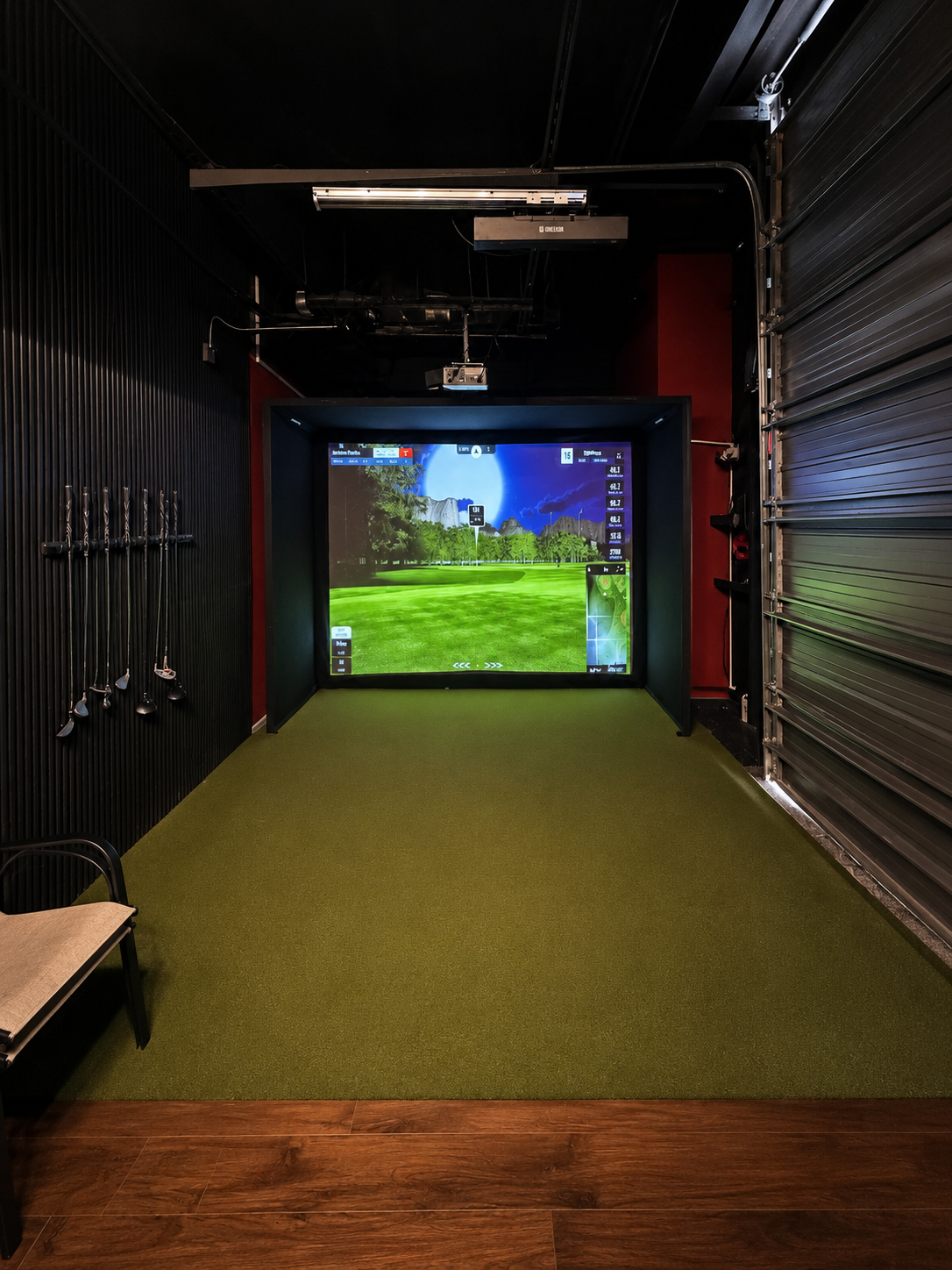 Private golf simulator at Legacy Lounge