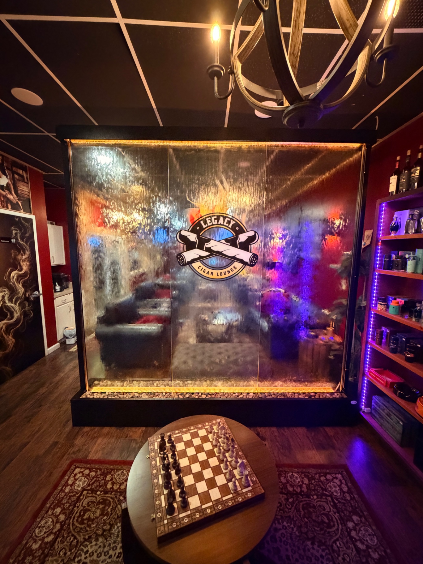 Bourbon and cigar in the lounge